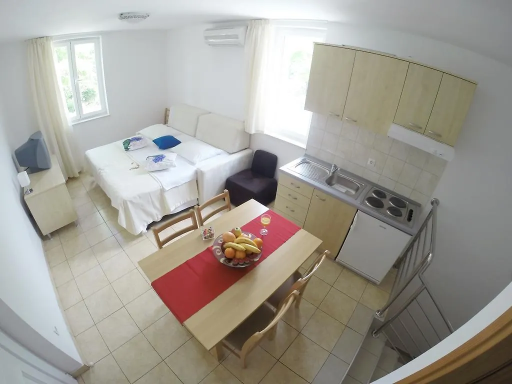 Apartments Tamarix Vinjerac Croazia